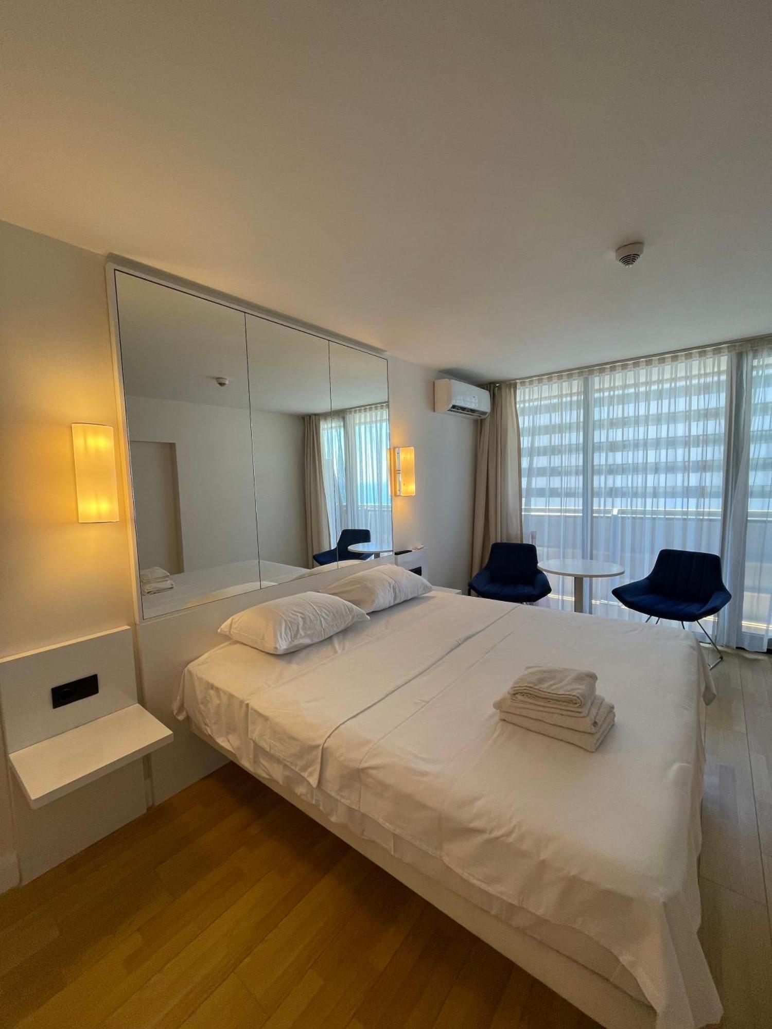 Orbi City Sea View Batumi Ngoại thất bức ảnh