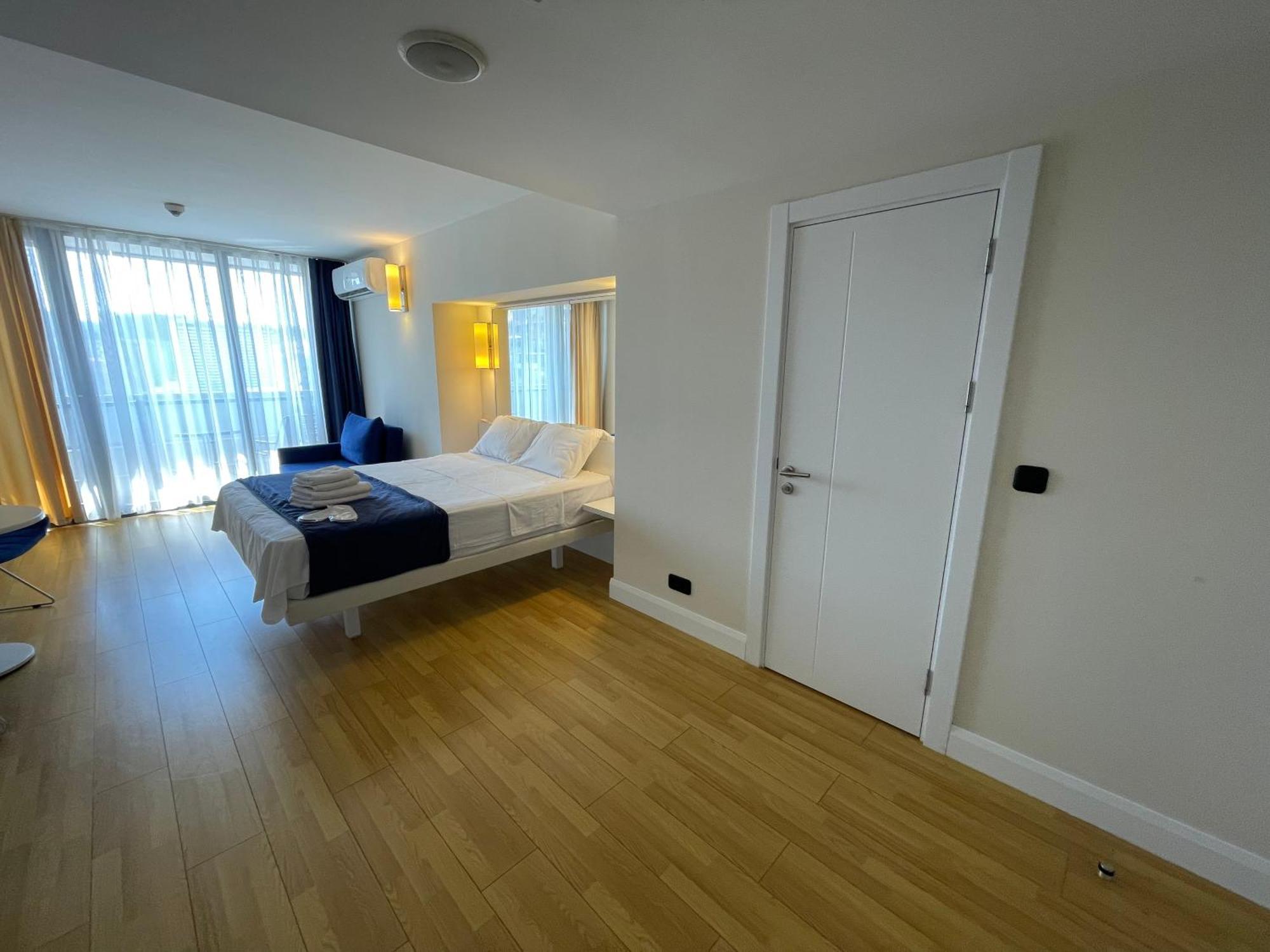 Orbi City Sea View Batumi Ngoại thất bức ảnh